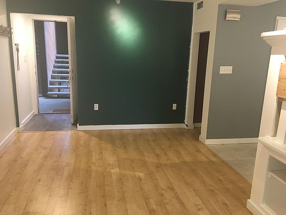 3rd image of 2436 S Elizabeth St APT 3