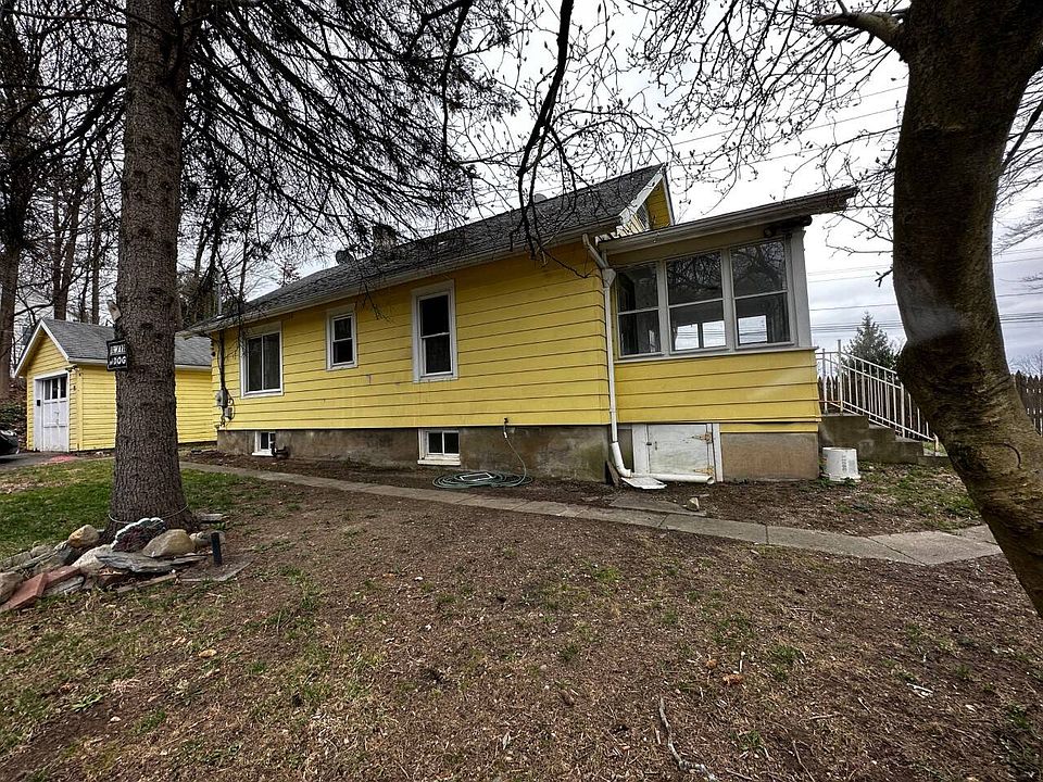 1st image of 27 Howard Rd