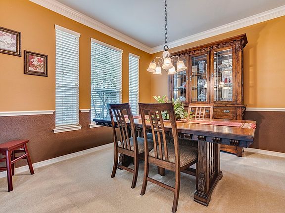 4th image of 3804 Lagoona Dr