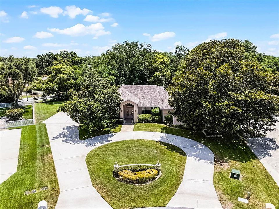 1st image of 707 HERITAGE DRIVE NE