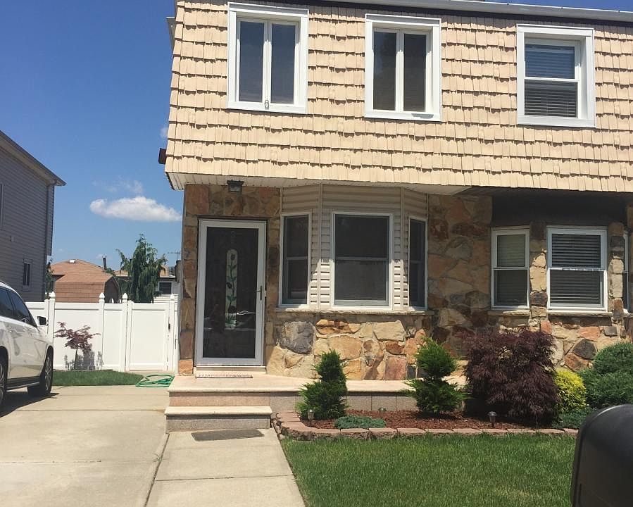 2nd image of 38 Shale St