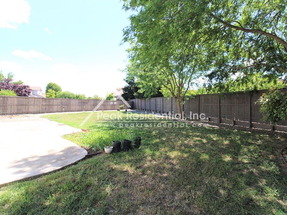 2nd image of 9789 Summer Glen Way