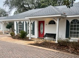 3863 Indian Trl UNIT 104, Destin, FL 32541