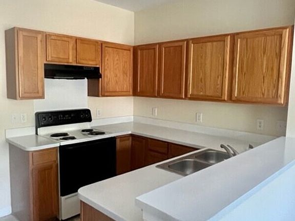 2nd image of 6529 Quarterbridge Ln