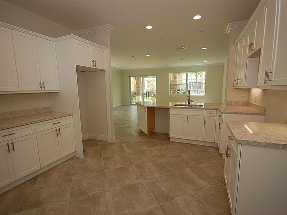 3rd image of 151 Sword Fern Pl