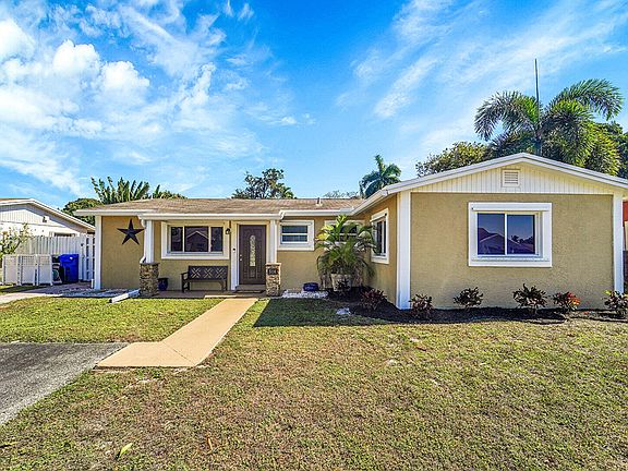 2nd image of 514 SW 73rd Avenue