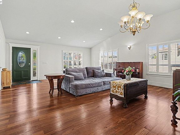 2nd image of 19554 Alana Rd