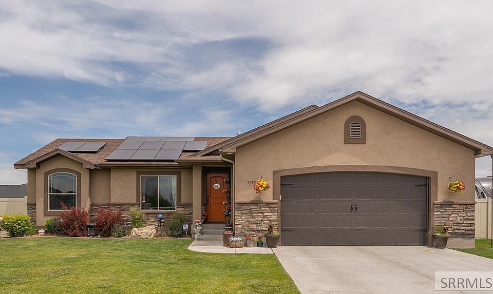 1st image of 3257 E Edwards Dr