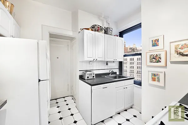 Sold by Halstead Real Estate | media 3