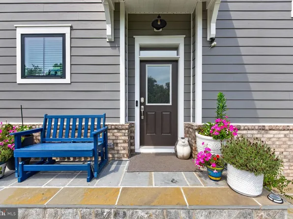 43928 Maritime Song Ter, Leesburg, VA 20176