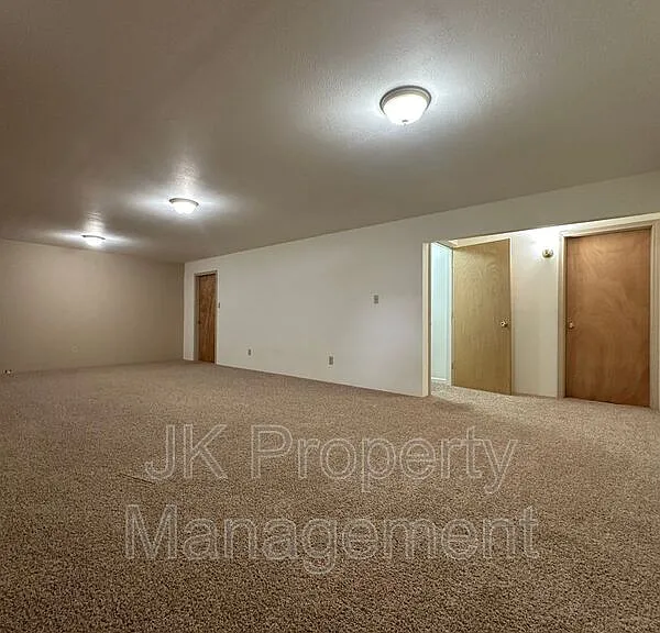 3209 Wild Rose Ln — Photo 23
