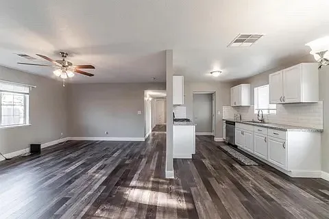 1214 Bennett Way — Photo 5