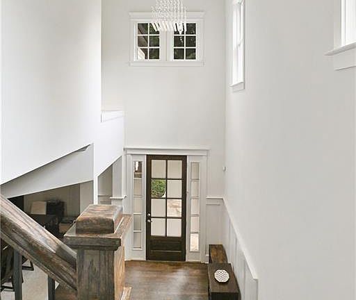 5th image of 2967 Lookout Pl NE