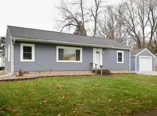 752 E Prospect St, Marshall, MI 49068