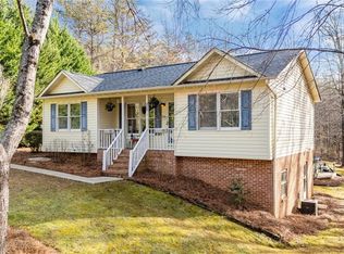 205 Marie Dr, King, NC 27021