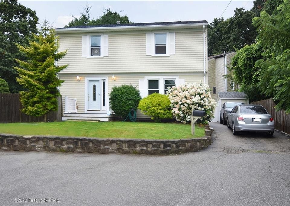 1st image of 47 Marconi St