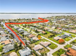 3009 SE 19th Pl, Cape Coral, FL 33904