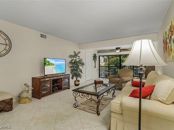 5th image of 7430 Lake Breeze Dr APT 306