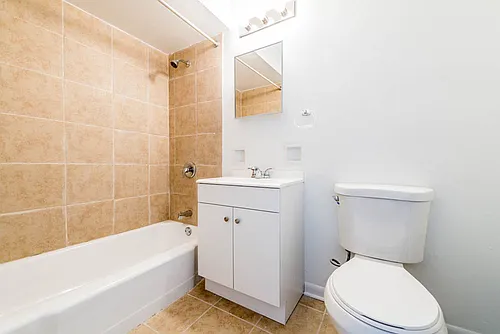 8901 S Cottage Grove Ave Chicago, IL 60619 Photo 1