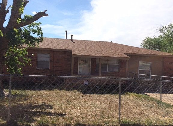 3rd image of 2932 Kelso Ave
