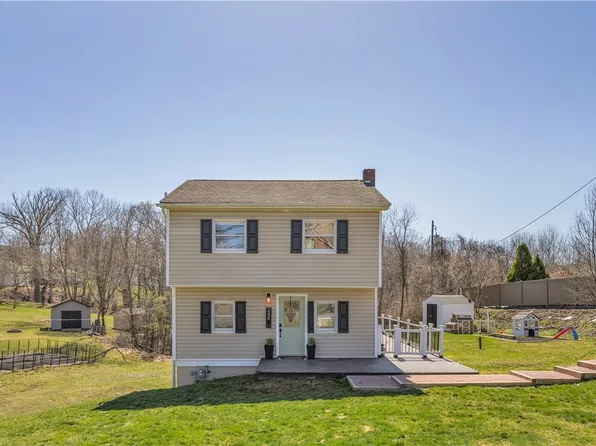 248 Saunders Station Rd, Trafford, PA 15085