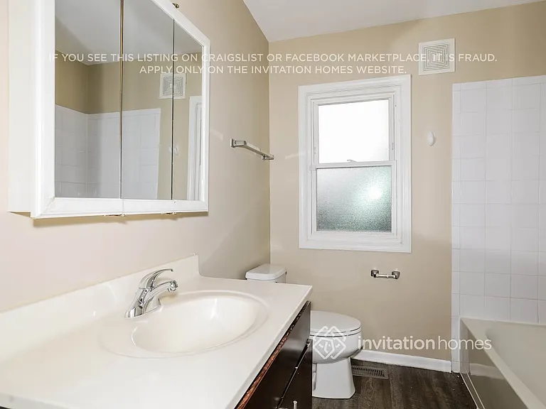 1381 Alberta Ct — Photo 15
