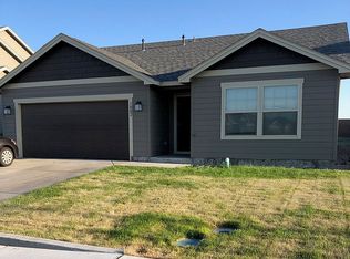 5802 Pierre Dr, Pasco, WA 99301