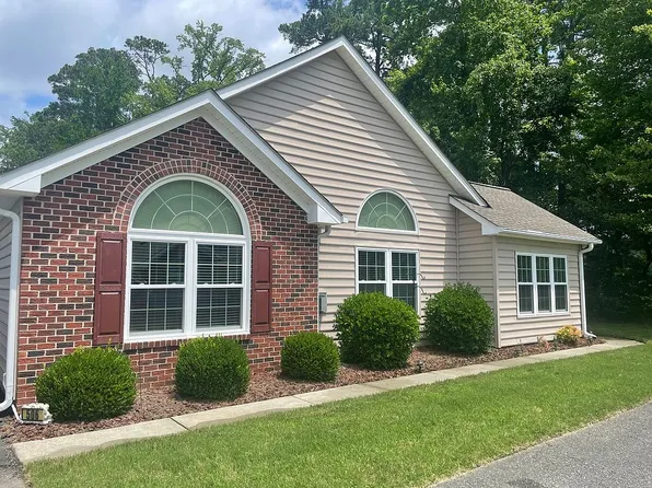 506 Tabb Smith Trl, Yorktown, VA 23693