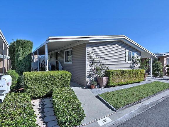 4th image of 109 Mountain Springs Dr