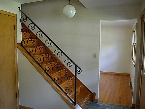 2nd image of 2605 Kimberly Dr