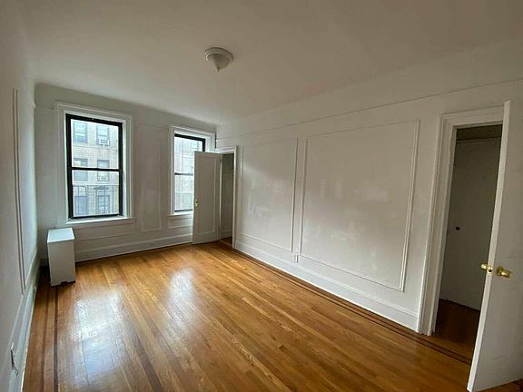 3rd image of 30-59 34th St #2D