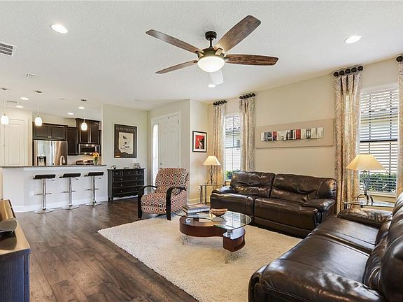 3rd image of 8459 Alberata Vista Dr