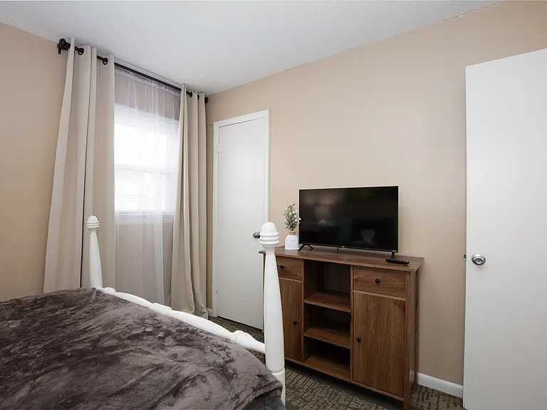 812 Riviera Dr #810 — Photo 10