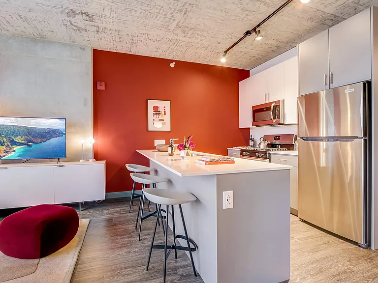 Fulbrix Apartments — Photo 24