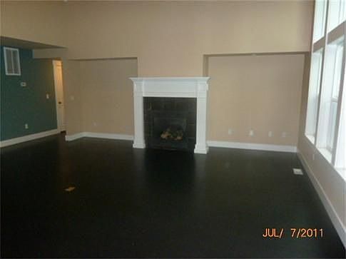 4th image of 15239 272nd Pl NE
