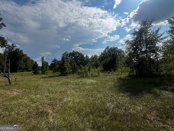 5th image of 3288 New Hope Rd