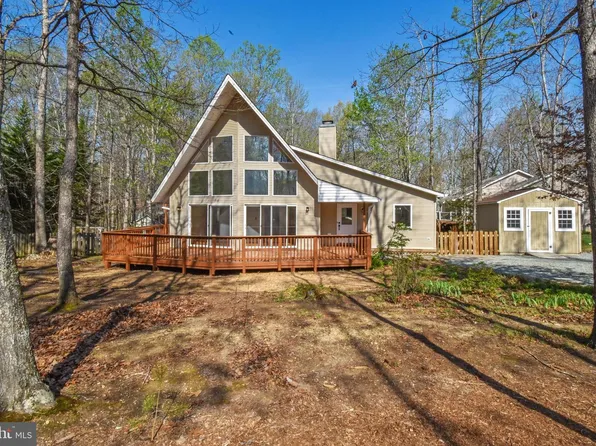 17 Bridlewood Dr, Palmyra, VA 22963