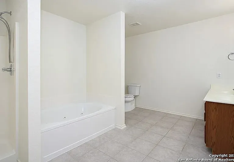 10002 Powderhouse Dr — Photo 24