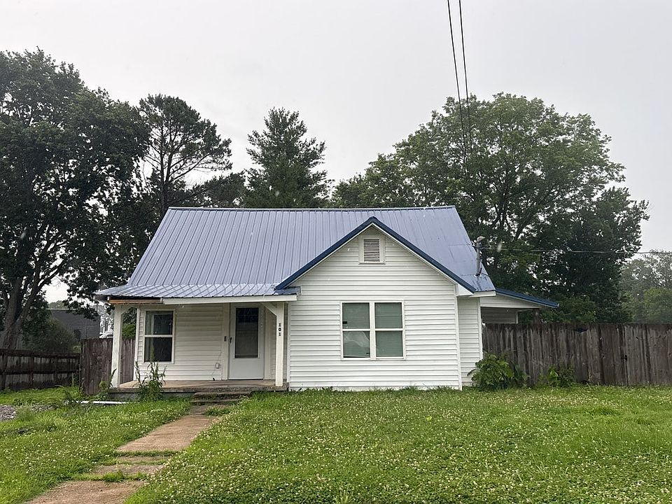 1st image of 101 Highland St