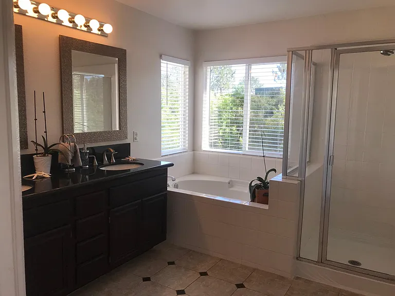 4233 Calle Isabelino — Photo 12
