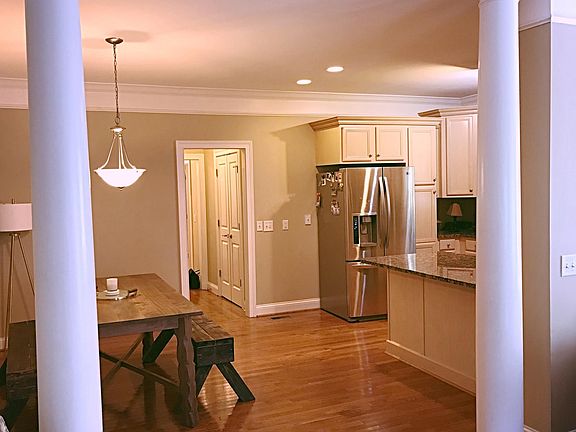 4th image of 1204A Cedar Ln