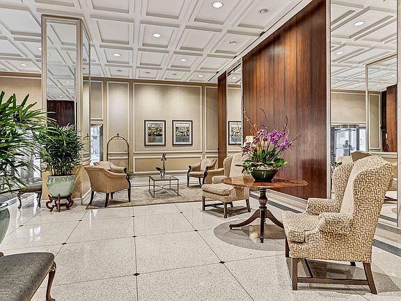 5th image of 777 N Michigan Ave APT 3707