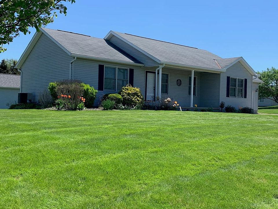 1st image of 223 Fairview Dr