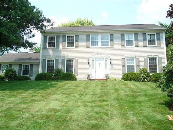 2nd image of 19 Brattleboro Dr