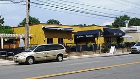 2nd image of 121 Tarrytown Rd