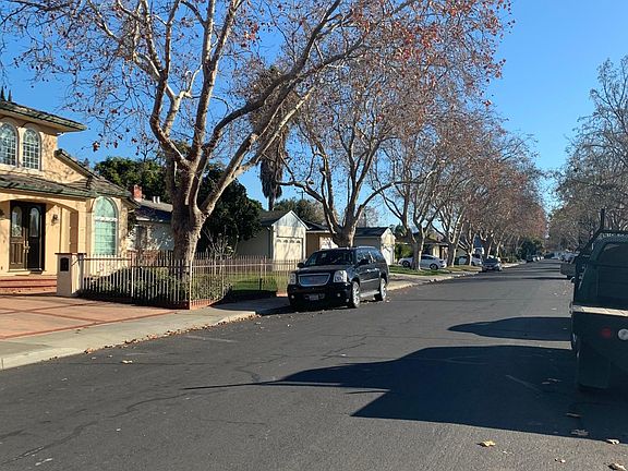 2nd image of 2251 Menzel Pl
