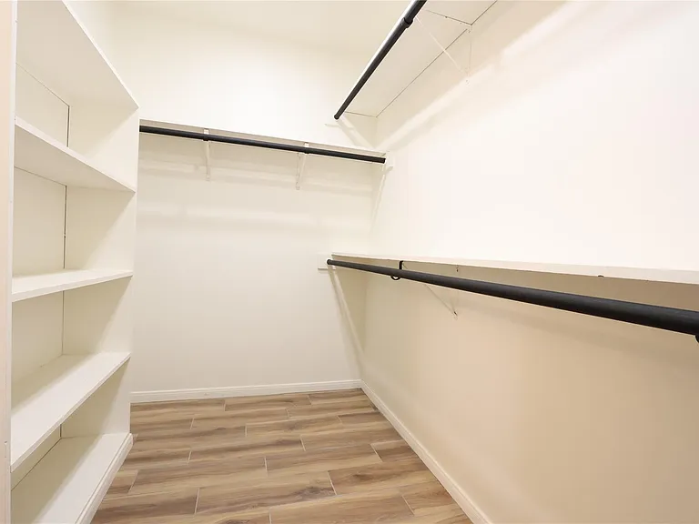 15911 Haven Hills Dr — Photo 10