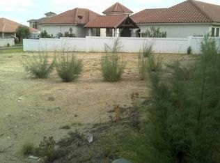 418 Lake Morraine Loop, Laredo, TX 78041