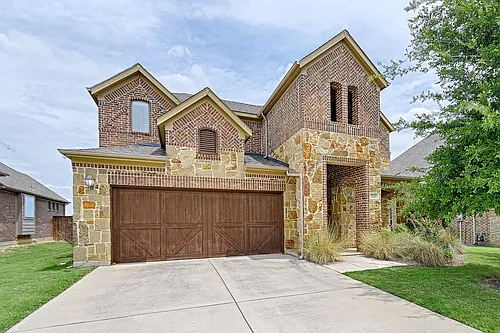 1208 Uplands Dr Photo 1