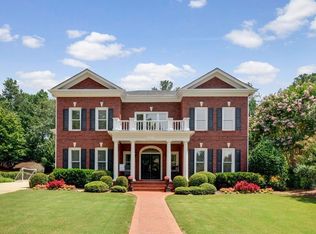 911 Moores Walk Ln, Suwanee, GA 30024